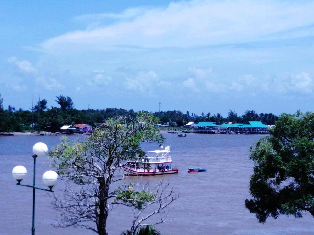Krabi town The Tara River المظهر الخارجي الصورة